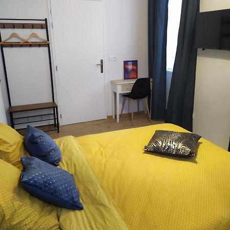 Chambres D'Hotes "Au Pied De La Bealiere" Montpezat-sous-Bauzon Pokoj fotografie